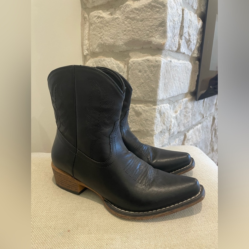 Black Roper Boots